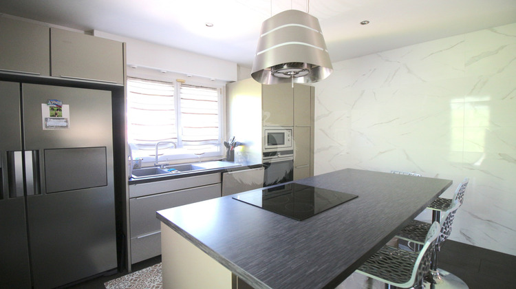 Ma-Cabane - Vente Maison Chennevières-sur-Marne, 245 m²