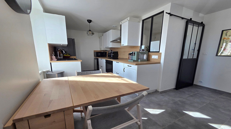 Ma-Cabane - Vente Maison CHENOVE, 45 m²