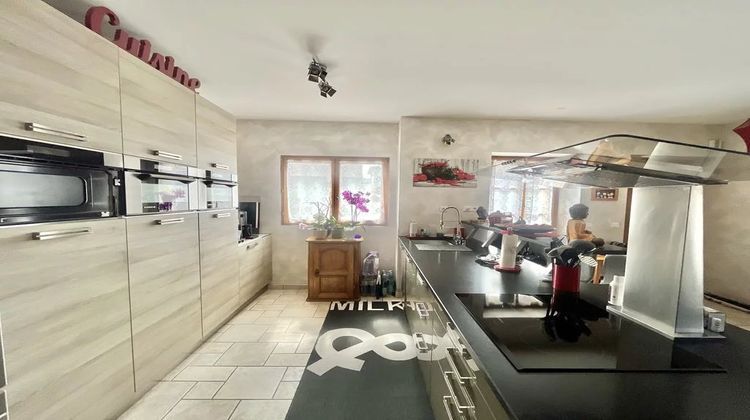 Ma-Cabane - Vente Maison Chens-sur-Léman, 221 m²