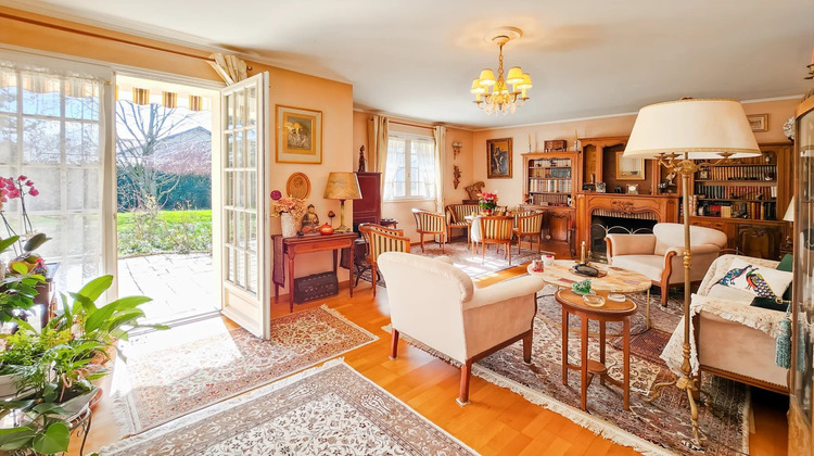 Ma-Cabane - Vente Maison Chens-sur-Léman, 241 m²