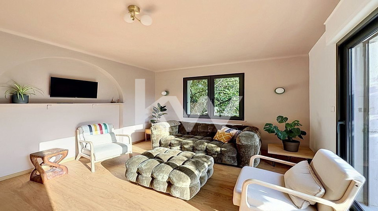Ma-Cabane - Vente Maison Chens-sur-Léman, 239 m²
