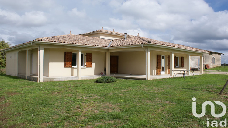 Ma-Cabane - Vente Maison Chepniers, 158 m²