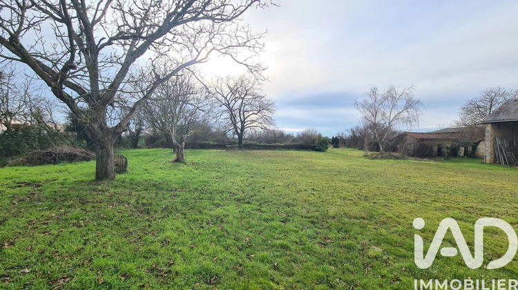 Ma-Cabane - Vente Maison Cherves, 200 m²