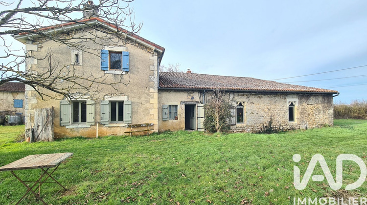 Ma-Cabane - Vente Maison Cherves, 200 m²