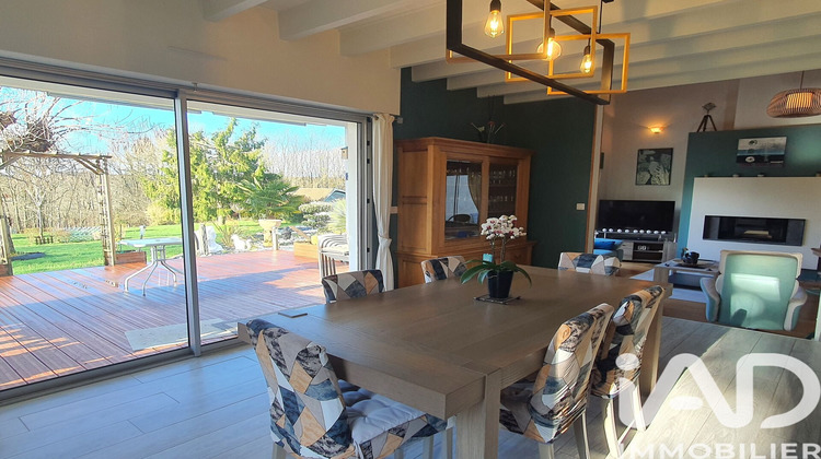 Ma-Cabane - Vente Maison Cherves-Châtelars, 250 m²