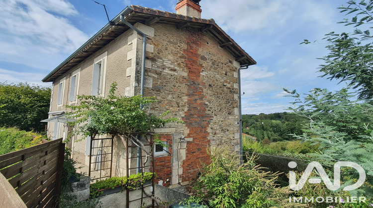 Ma-Cabane - Vente Maison Cherves-Châtelars, 77 m²