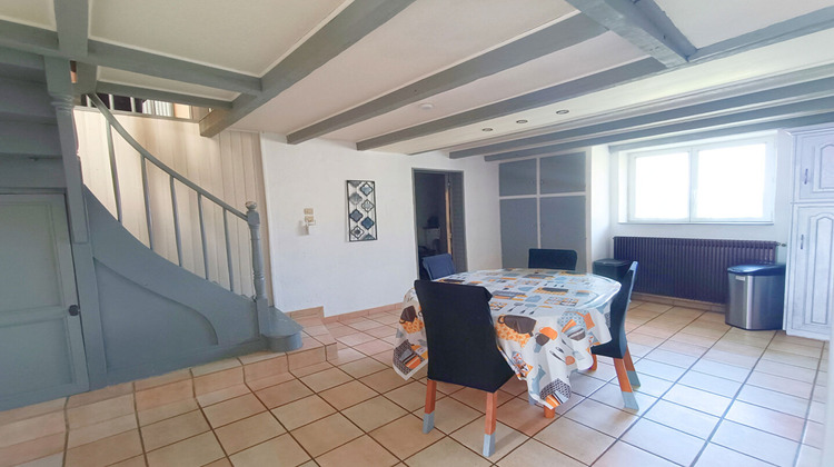 Ma-Cabane - Vente Maison CHERVES-RICHEMONT, 177 m²