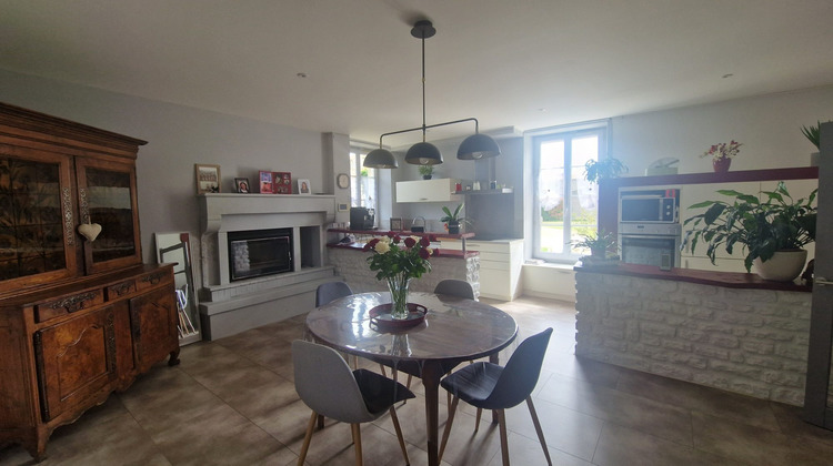 Ma-Cabane - Vente Maison Cherveux, 268 m²