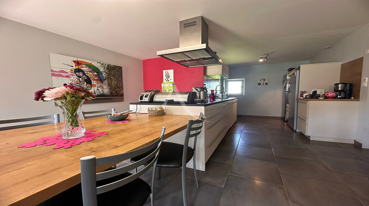 Ma-Cabane - Vente Maison CHEVERNY, 261 m²