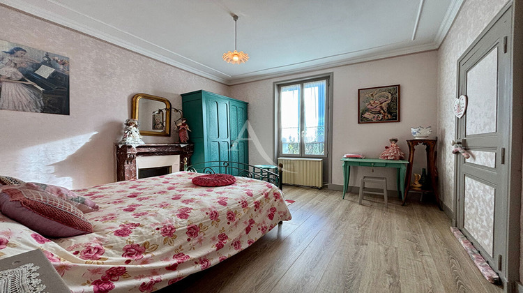 Ma-Cabane - Vente Maison CHEVERNY, 245 m²