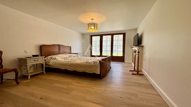 Ma-Cabane - Vente Maison CHEVERNY, 220 m²