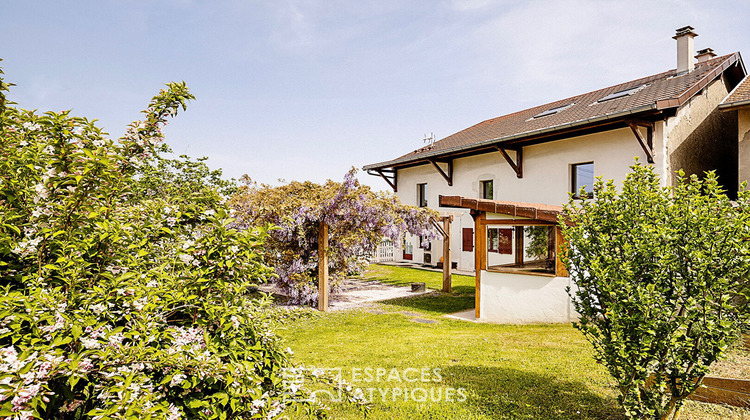 Ma-Cabane - Vente Maison CHEVRIER, 318 m²