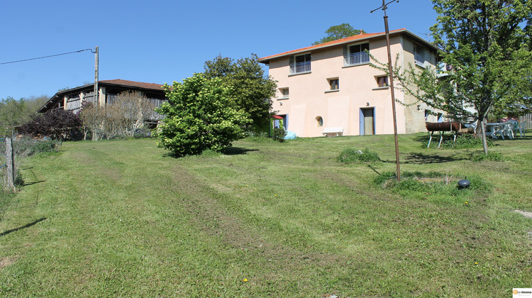 Ma-Cabane - Vente Maison Chevrières, 280 m²