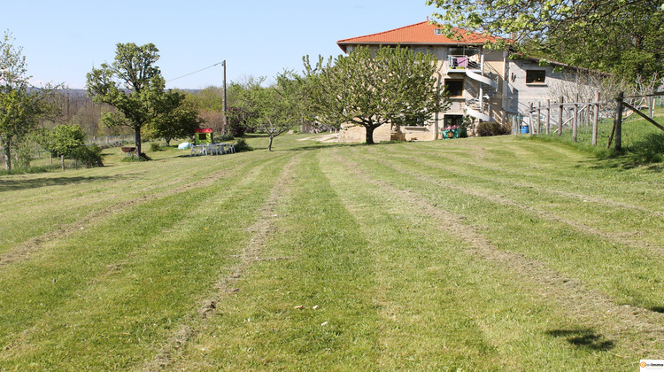 Ma-Cabane - Vente Maison Chevrières, 280 m²