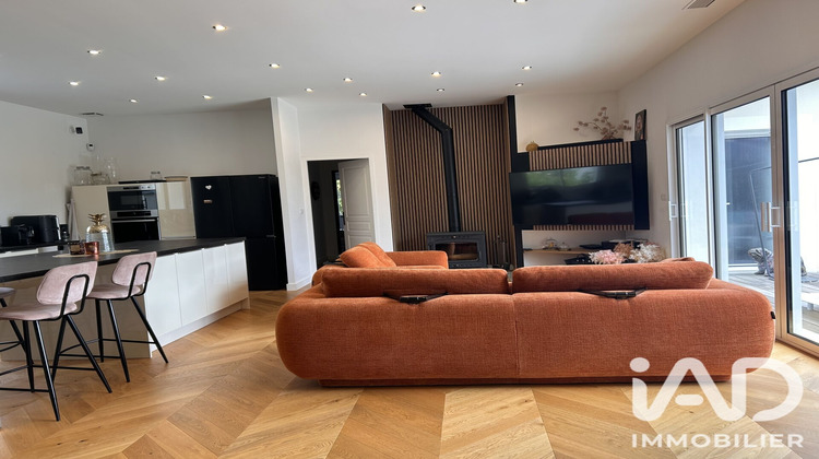 Ma-Cabane - Vente Maison Chevrières, 155 m²