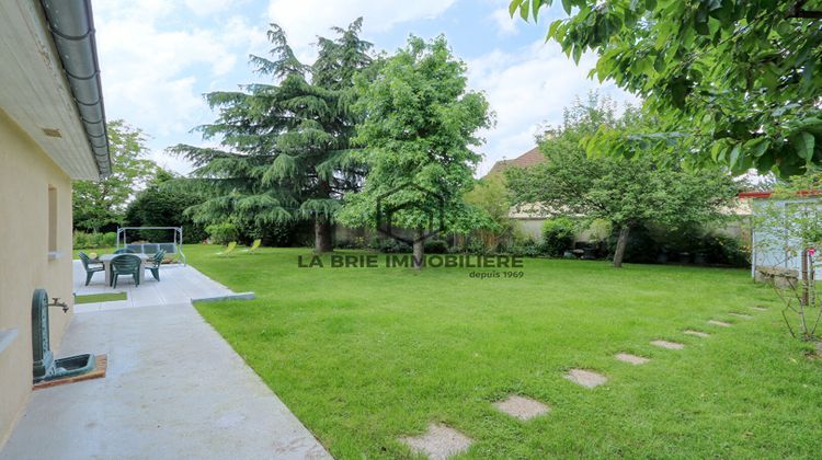 Ma-Cabane - Vente Maison CHEVRY-COSSIGNY, 191 m²