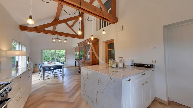 Ma-Cabane - Vente Maison CHEVRY-COSSIGNY, 185 m²