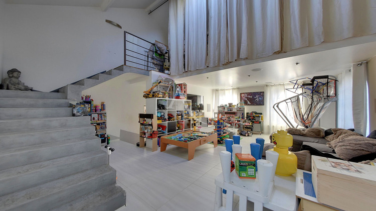 Ma-Cabane - Vente Maison CHEVRY-COSSIGNY, 172 m²