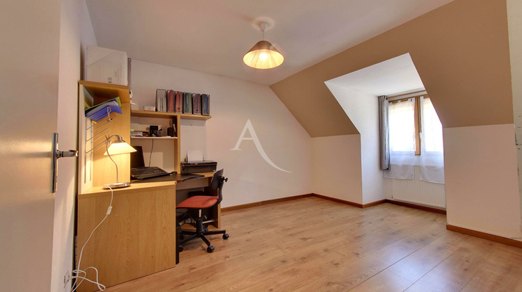 Ma-Cabane - Vente Maison CHEVRY-COSSIGNY, 130 m²