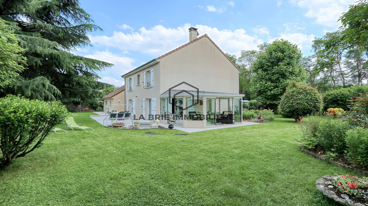 Ma-Cabane - Vente Maison Chevry-Cossigny, 191 m²