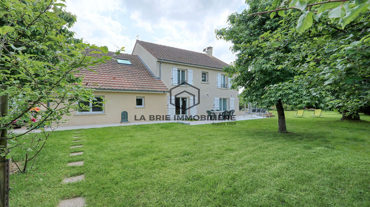 Ma-Cabane - Vente Maison Chevry-Cossigny, 191 m²