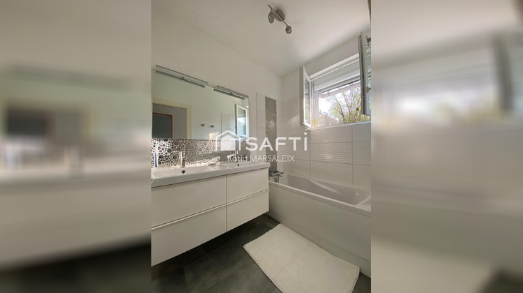 Ma-Cabane - Vente Maison Chezal-Benoit, 99 m²
