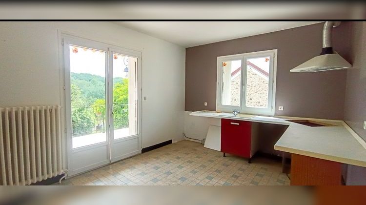 Ma-Cabane - Vente Maison Chézy-sur-Marne, 77 m²