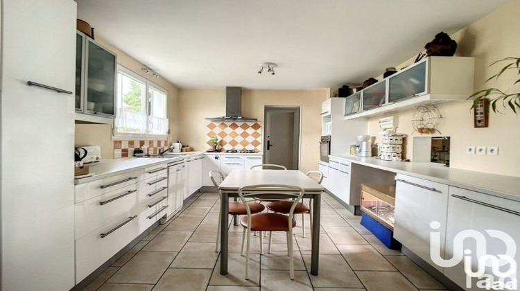 Ma-Cabane - Vente Maison Chilly-Mazarin, 220 m²