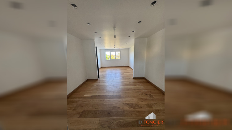 Ma-Cabane - Vente Maison Chilly-Mazarin, 180 m²