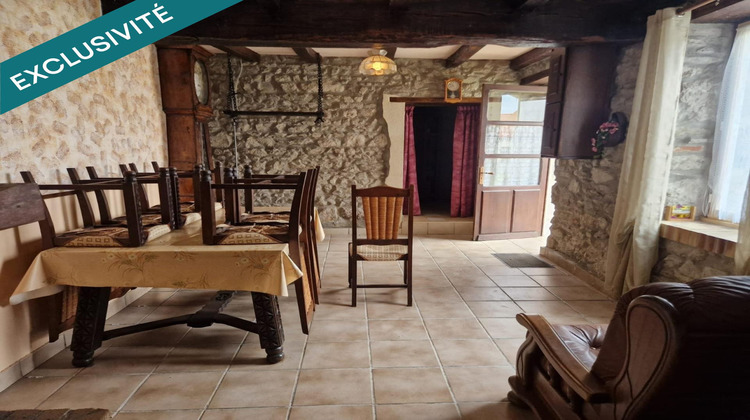 Ma-Cabane - Vente Maison Chirat-l'Eglise, 62 m²