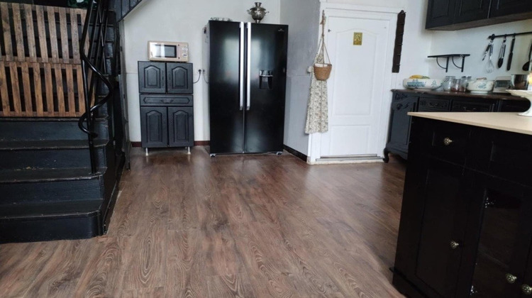 Ma-Cabane - Vente Maison Chirat-l'Eglise, 142 m²
