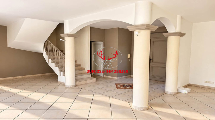 Ma-Cabane - Vente Maison CHUZELLES, 197 m²