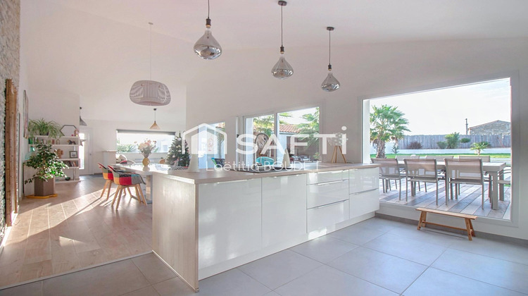 Ma-Cabane - Vente Maison Cire-d'Aunis, 225 m²