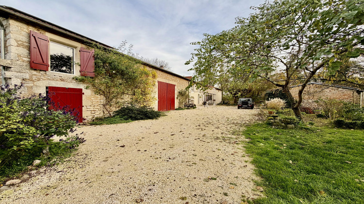 Ma-Cabane - Vente Maison Civaux, 207 m²