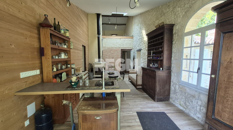 Ma-Cabane - Vente Maison Civrac-en-Médoc, 160 m²