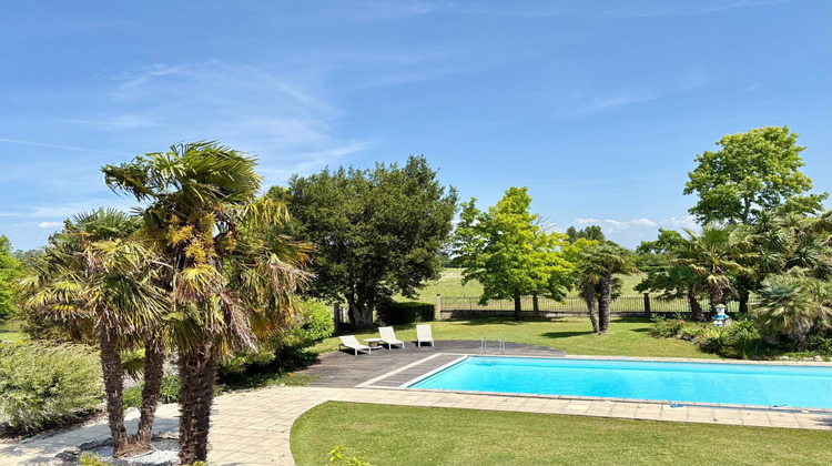 Ma-Cabane - Vente Maison Civrac-en-Médoc, 400 m²