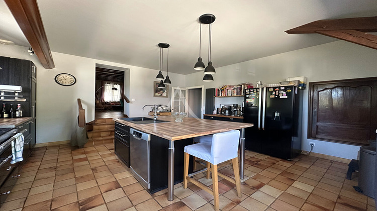 Ma-Cabane - Vente Maison CIVRAY-DE-TOURAINE, 205 m²