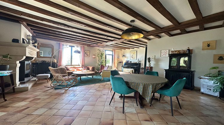 Ma-Cabane - Vente Maison CIVRAY-DE-TOURAINE, 205 m²