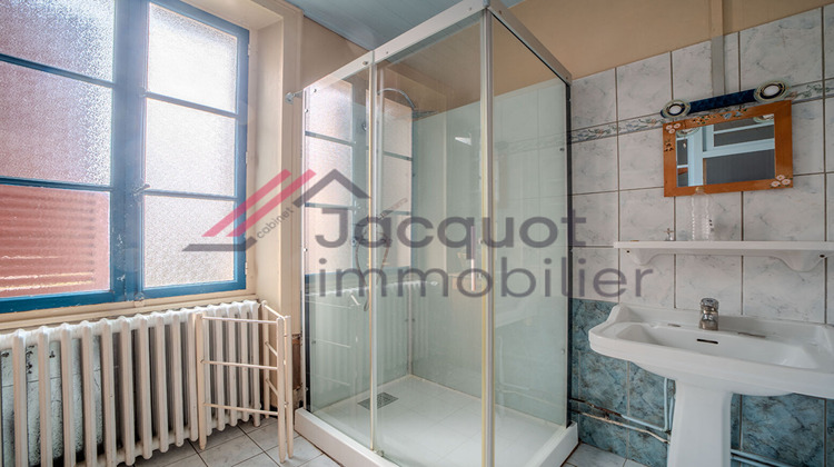 Ma-Cabane - Vente Maison CLAIRVAUX-LES-LACS, 182 m²