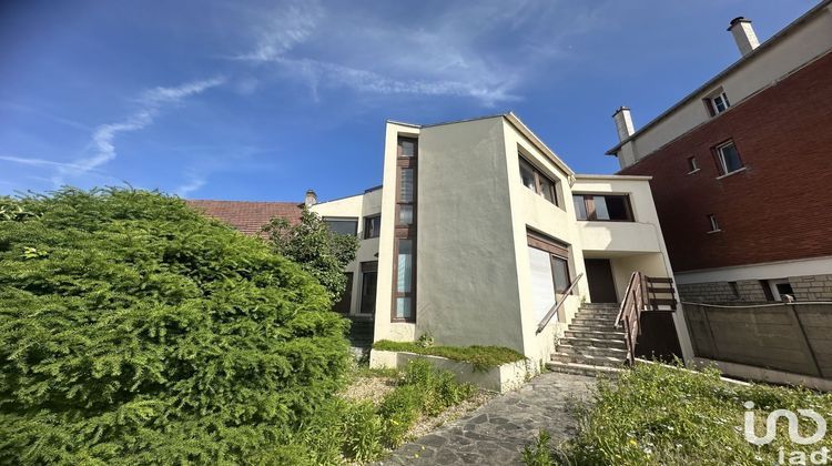 Ma-Cabane - Vente Maison Clamart, 234 m²
