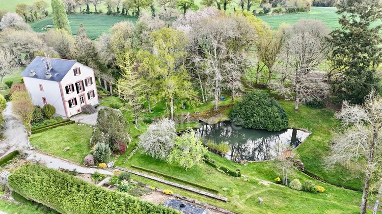 Ma-Cabane - Vente Maison CLEDEN POHER, 194 m²
