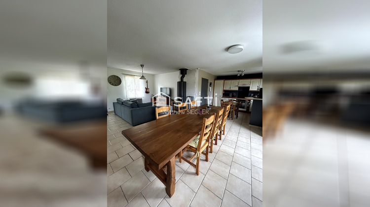 Ma-Cabane - Vente Maison Cléré-les-Pins, 104 m²