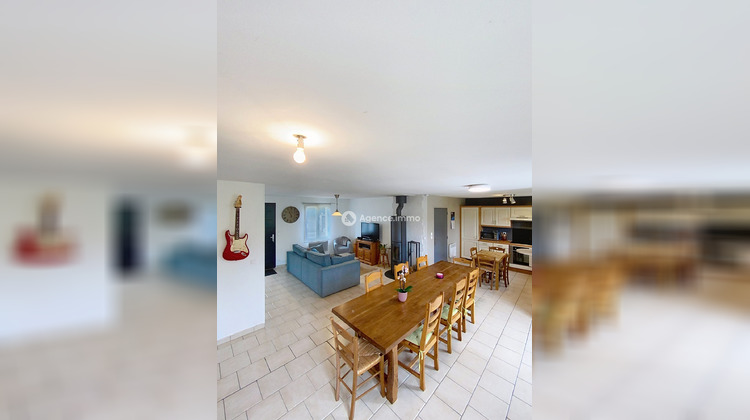 Ma-Cabane - Vente Maison Cléré-les-Pins, 102 m²