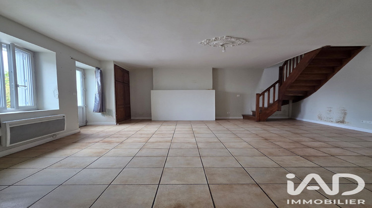Ma-Cabane - Vente Maison Cléré-les-Pins, 91 m²