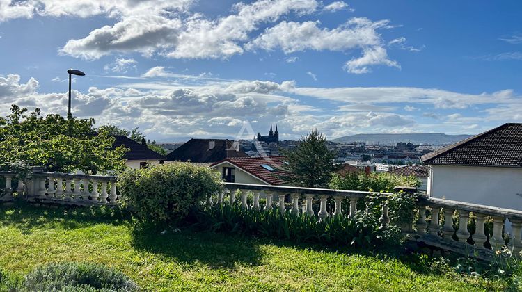 Ma-Cabane - Vente Maison CLERMONT-FERRAND, 235 m²