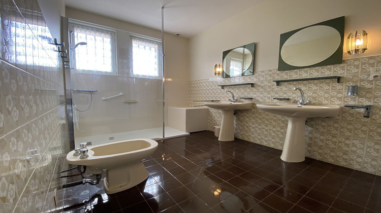 Ma-Cabane - Vente Maison CLERMONT-FERRAND, 222 m²
