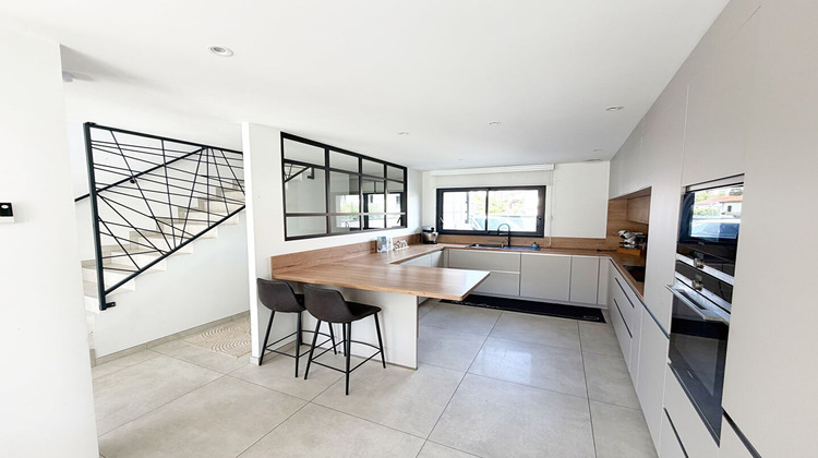 Ma-Cabane - Vente Maison CLERMONT-FERRAND, 125 m²