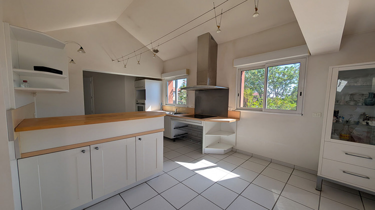 Ma-Cabane - Vente Maison CLERMONT-FERRAND, 105 m²