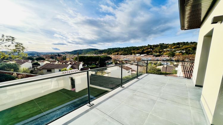 Ma-Cabane - Vente Maison Clermont-l'Hérault, 145 m²