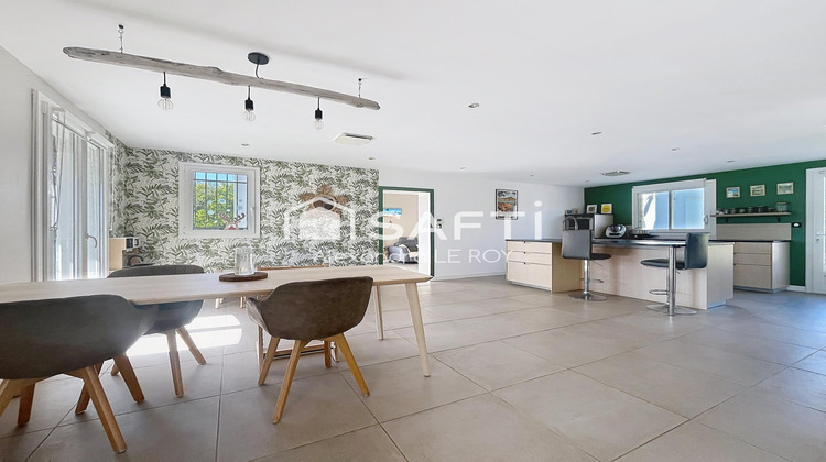 Ma-Cabane - Vente Maison Clermont-l'Herault, 220 m²